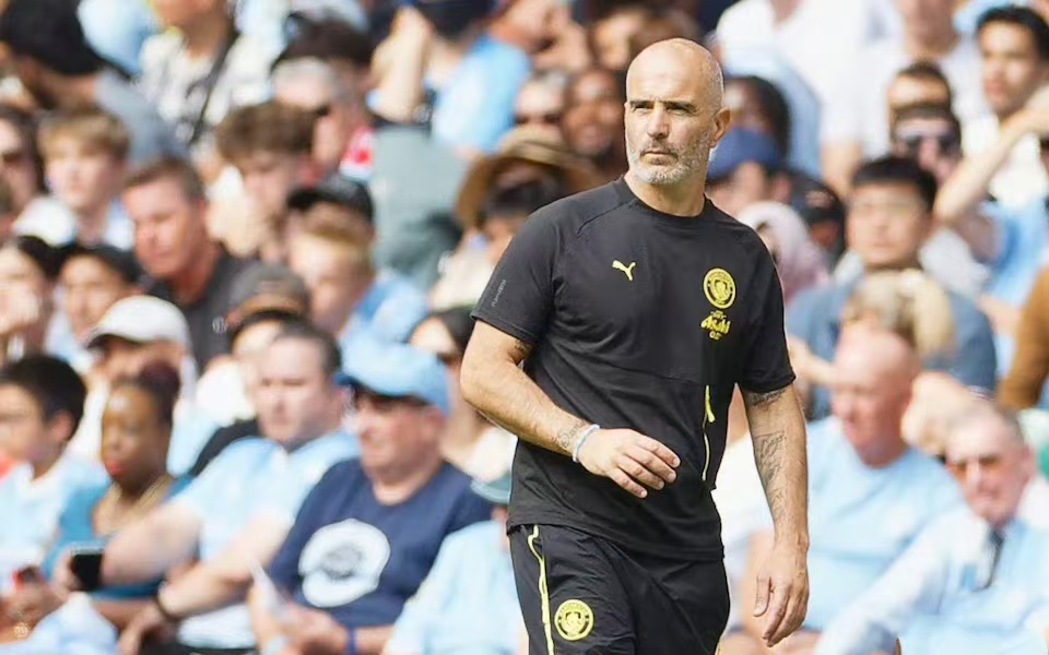 Kaksi tarinaa: Manchester Cityn valmentajavaihdos ja Arsenalin mestaruuden puolustaminen